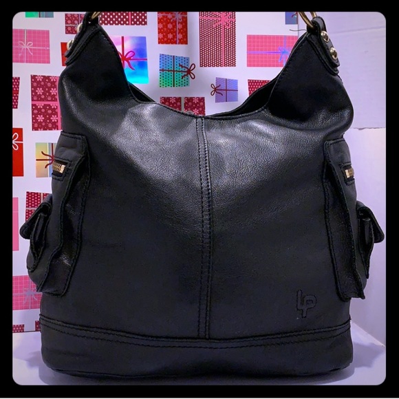 LA PELLE Handbags - GENTLYUSED La PELLE Black Leather Hobo Hand Bag
